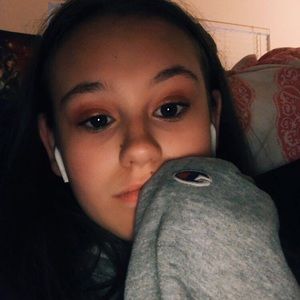 Meet your Posher, Melina